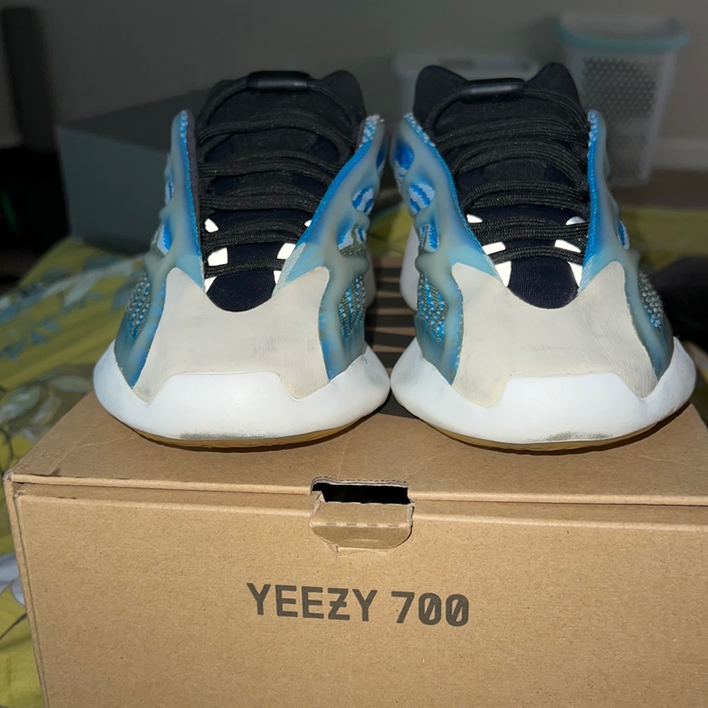 Yeezy 700 sneakers